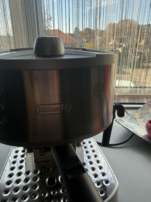 Delonghi кафемашина