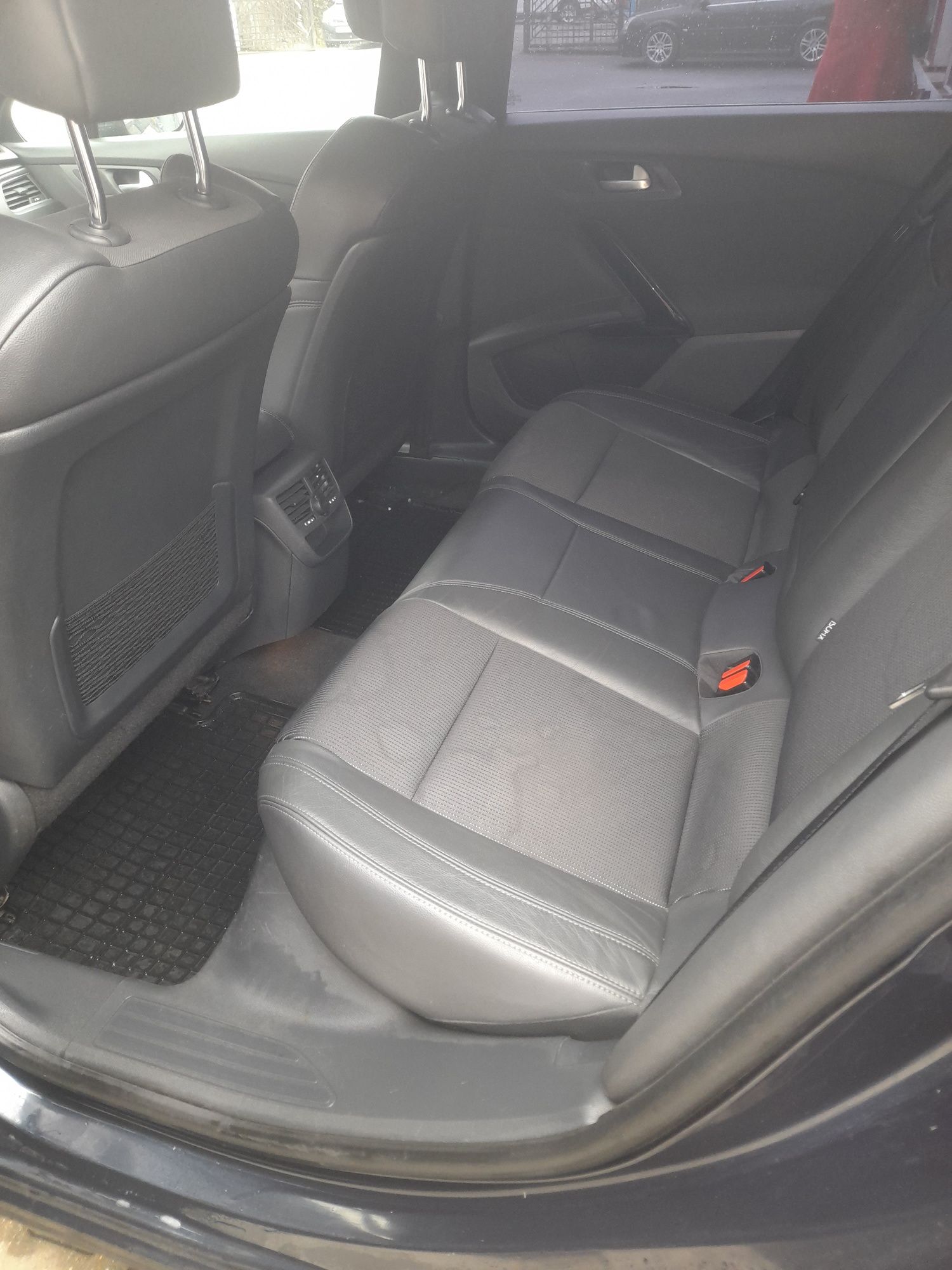 Vând Peugeot 508 an 2015