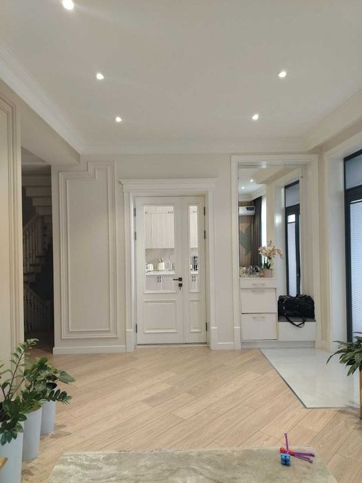 Продаётся дом 2,7 соток Юнусабад район ор-р BYD Автосалон