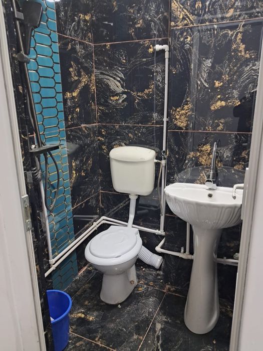 De vanzare garsoniera in Floresti/Prahova 15500€agentie)€