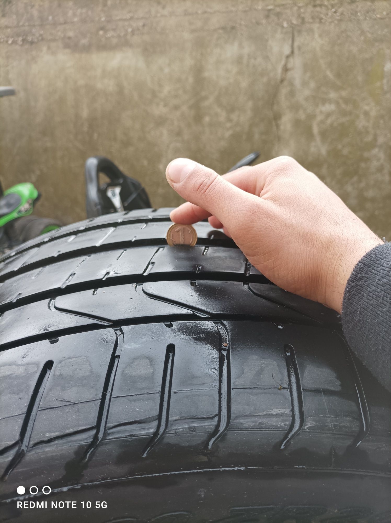 2бр. Pirelli 295/30/20