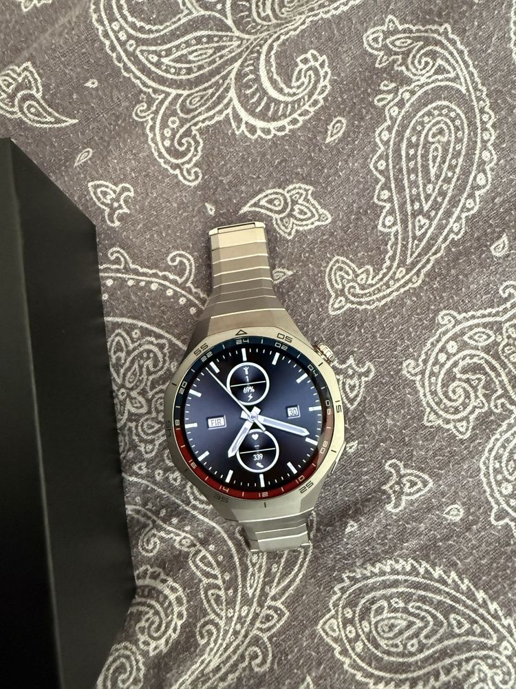 Huawei gt 5 pro със гаранция
