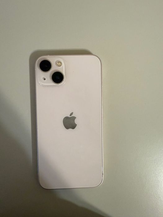iPhone 13 розов със сменен дисплей. Цената подлежи на промяна!