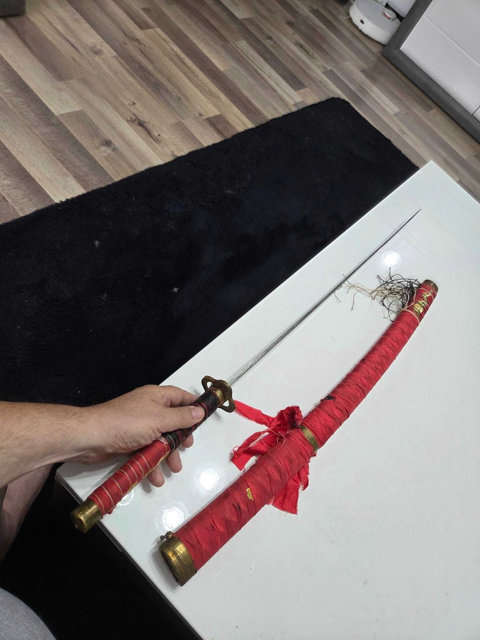 Katana vintage deosebita