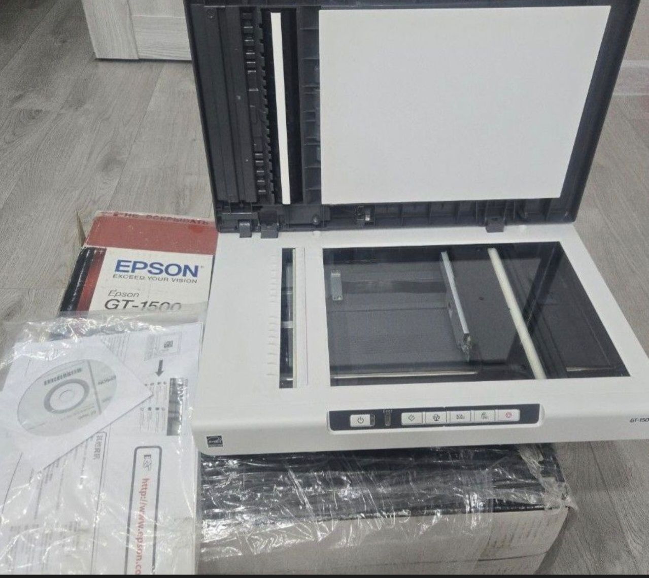Сканер Epson GT-1500