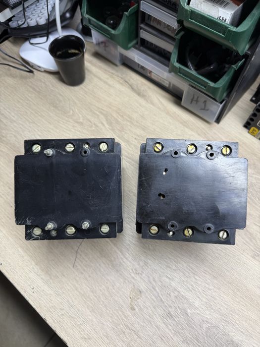 Прекъсвачи / Контактори