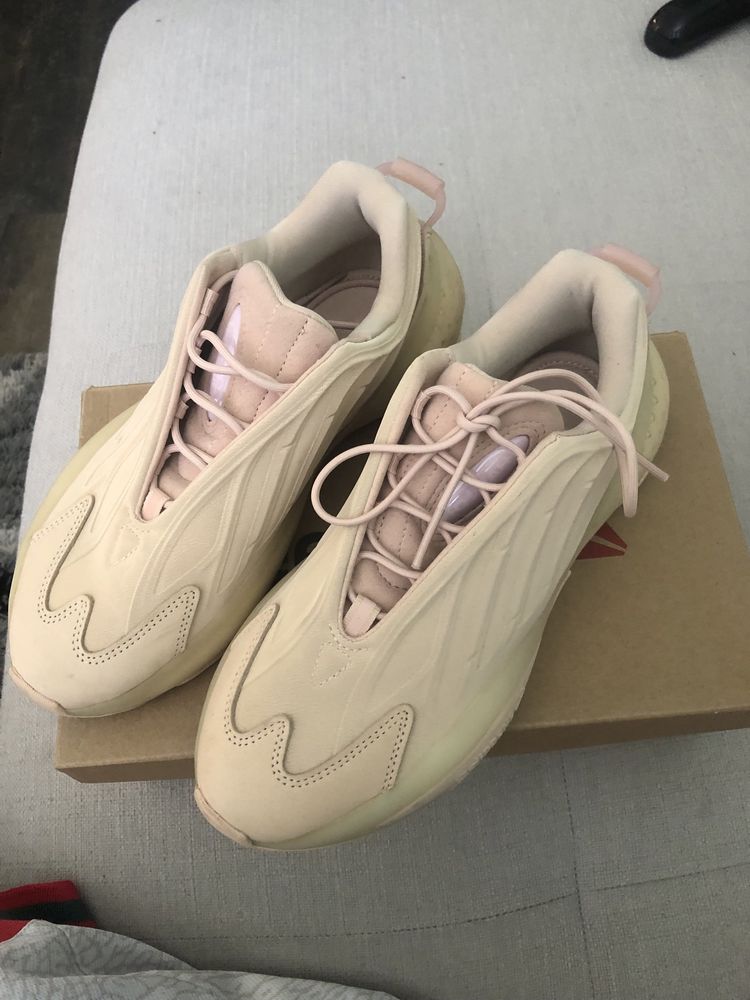 Adidas Ozrah Beige