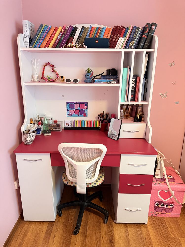 Set mobilă dormitor fetiță – lucrat la comandă, stare excelentă