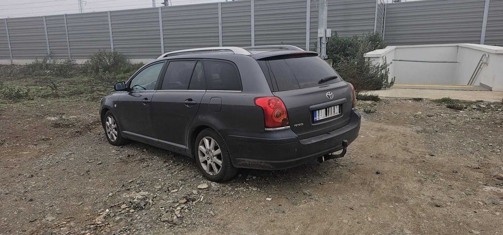 Продавам колата си