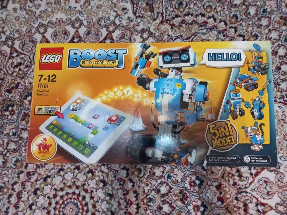 набор LEGO BOOST 17101