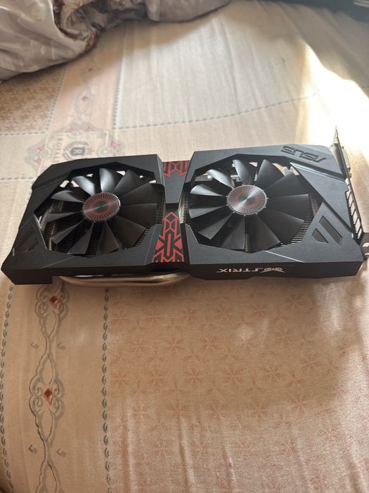 Placa video ASUS GeForce GTX 980 STRIX OC 4GB GDDR5 256-bit