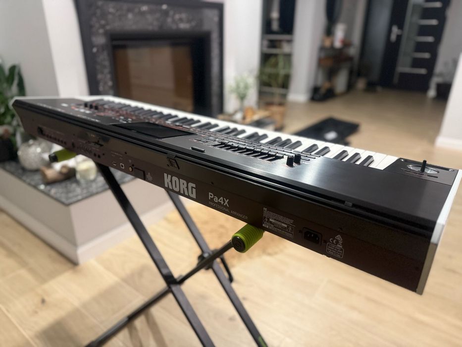 Korg pa4x 76 (Korg pa5x/4x 61)