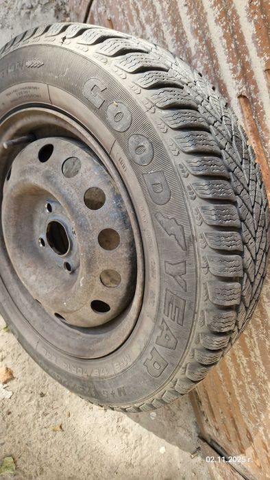 Джанти 14 със зимни гуми Good Year Ultra Grip 5 - за Опел Вектра Б