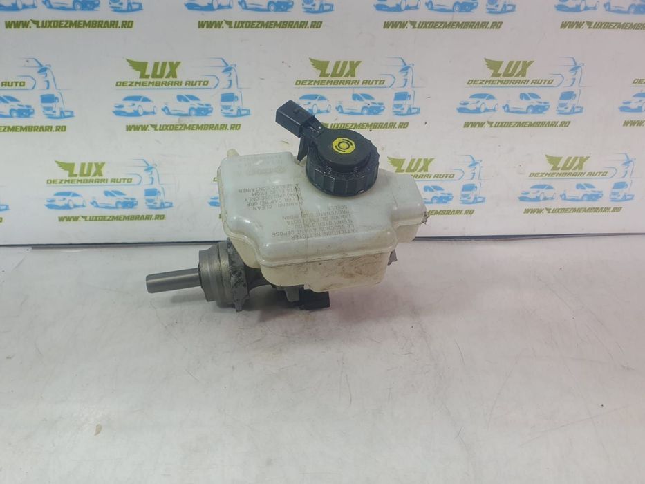 Pompa servofrana 033508-86321 1.6 tdi CAY Volkswagen VW Golf 5