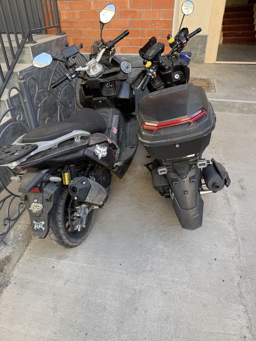 Срочно продаётся.  2 скутера ,  N-Max 180 куб.  и  Tank 150 куб 2025