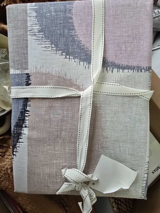 Lenjerie pat noua, English Home, finet, Damasc, noua