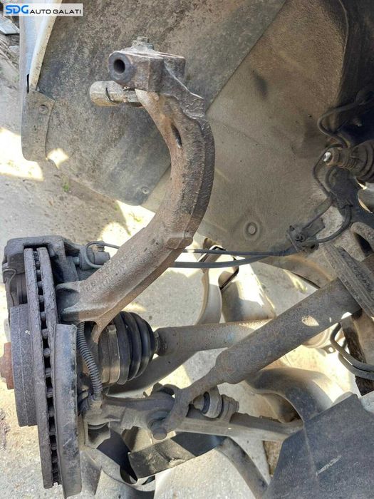 Fuzeta Dreapta Fata Completa cu Rulment si Senzor ABS Skoda Superb 1 1.8 T 2002 - 2008 [C6068]