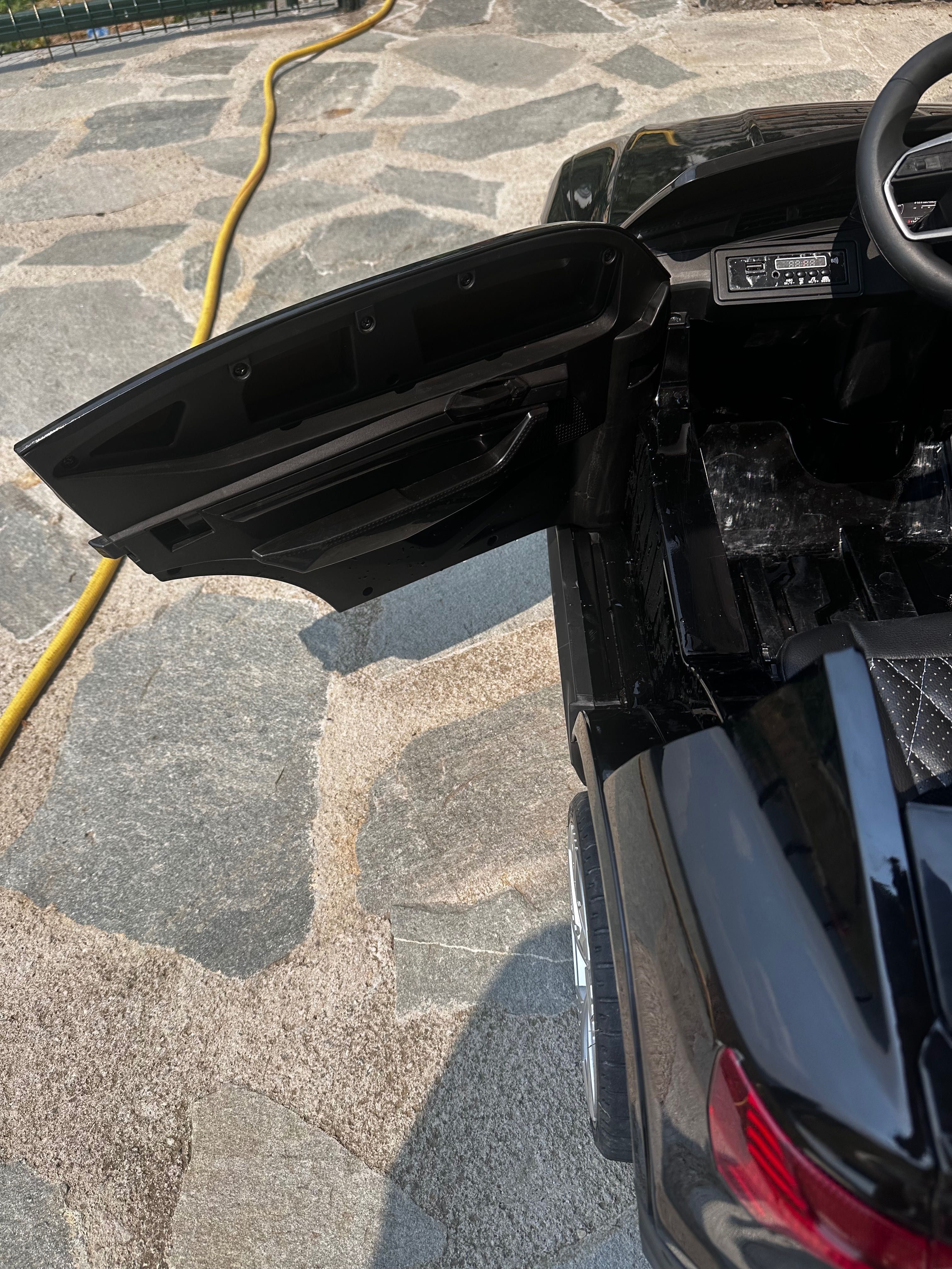 Акумулаторна количка Audi