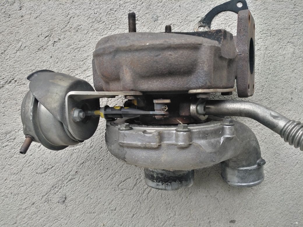 Vând turbo Audi a 6 motor de 2,500