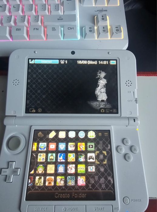 Nintendo 3ds xl modat fara zgarieturi