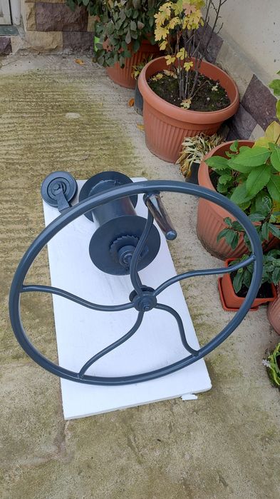 Vand tambur fantana,val grindei