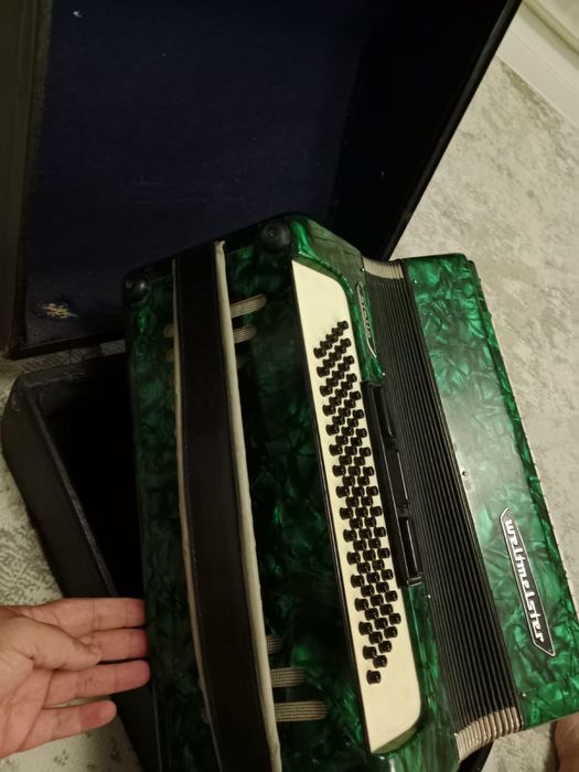 Аккордеон (Баян) в отличном состоянии