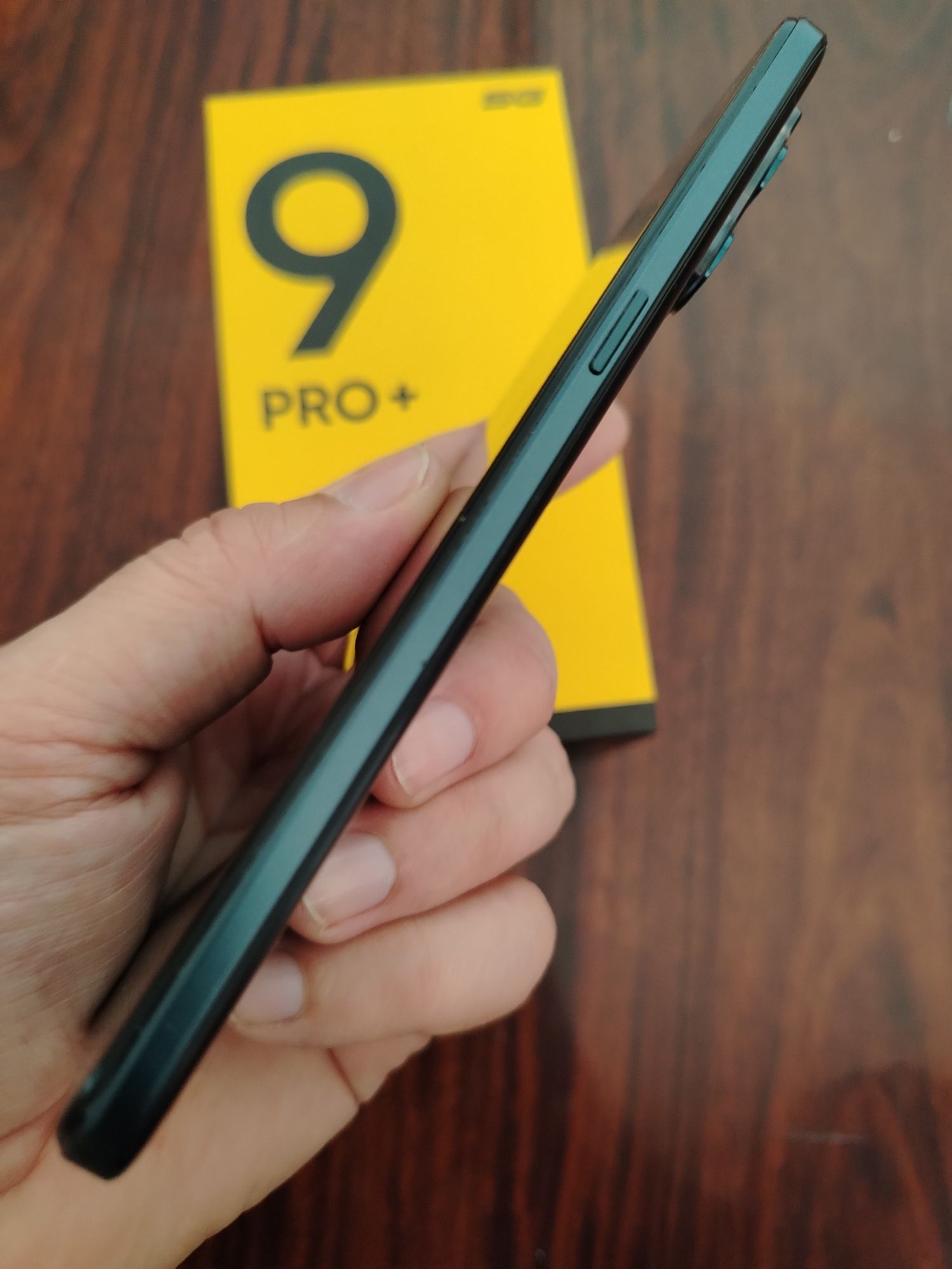 Realme 9 pro plus 6/128 состояние идеал