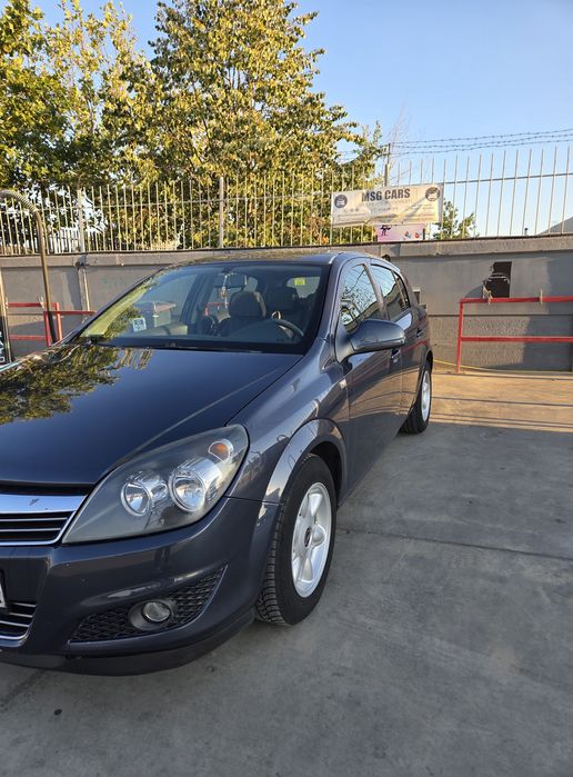 Opel Astra H 1.6 Benzină / 2011 / 184.000 km