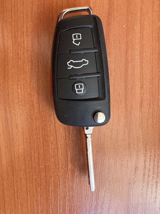 Ключ оригинал брелок для Ауди