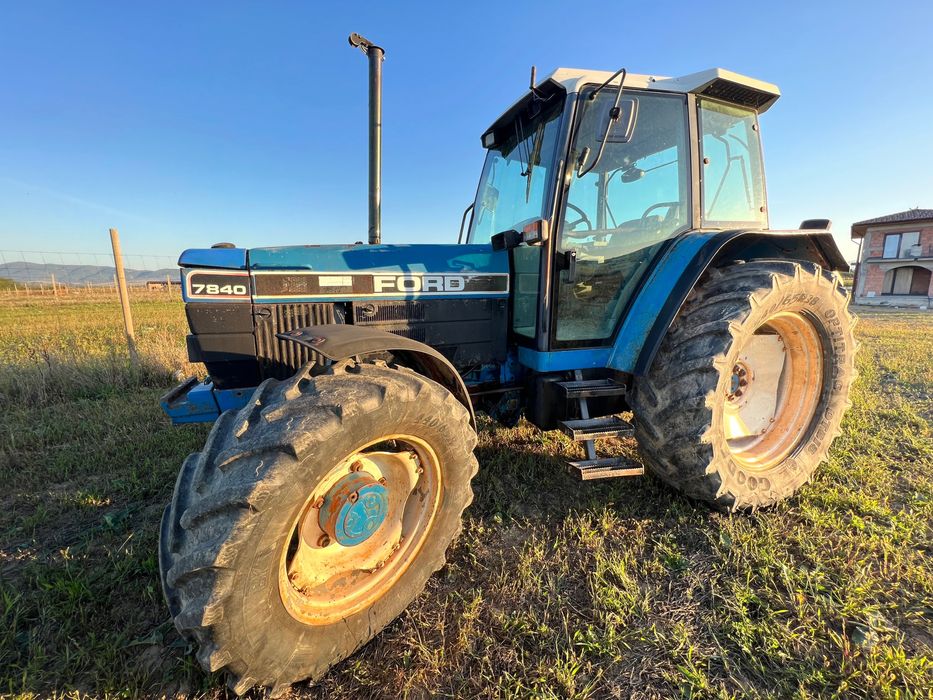 Tractor Ford NewHolland 7840 6 cilindrii 100cp