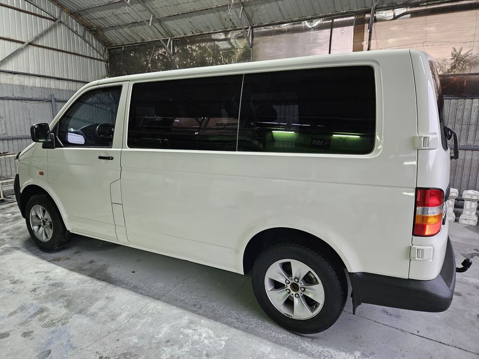 Vand Volkswagen T5 8+1