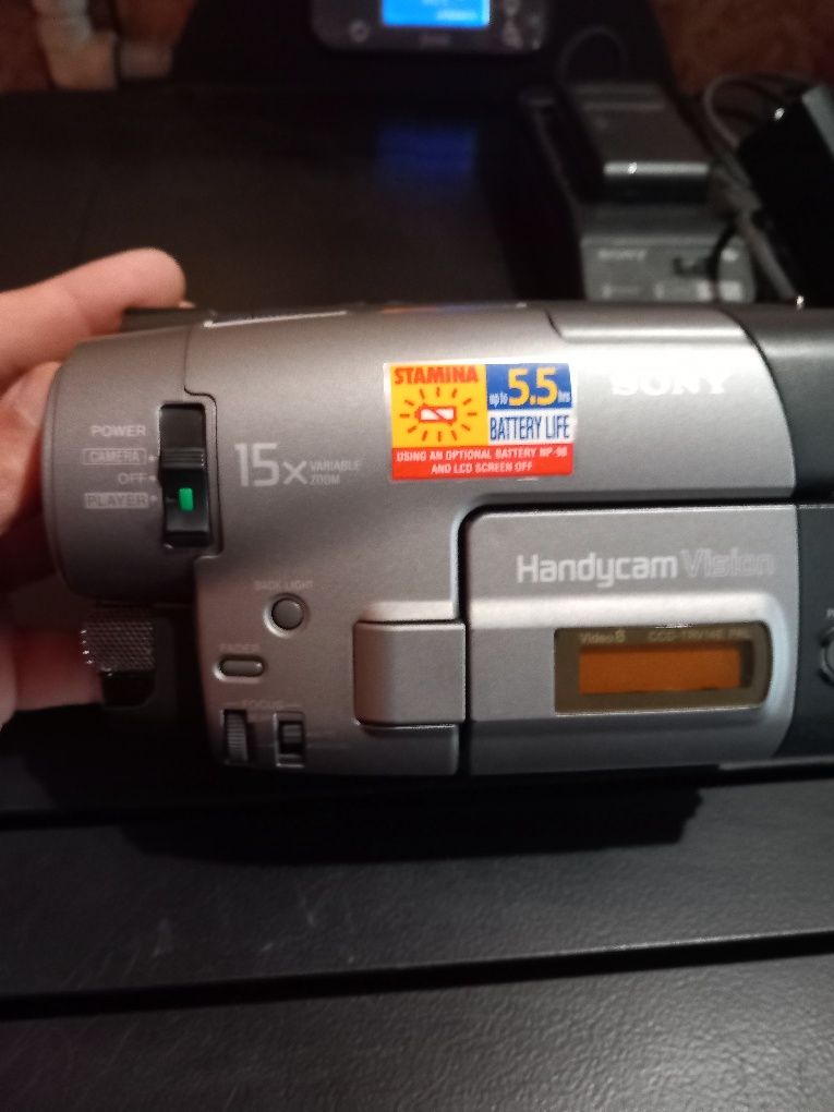 Handycam Sony CCD-TRV14E