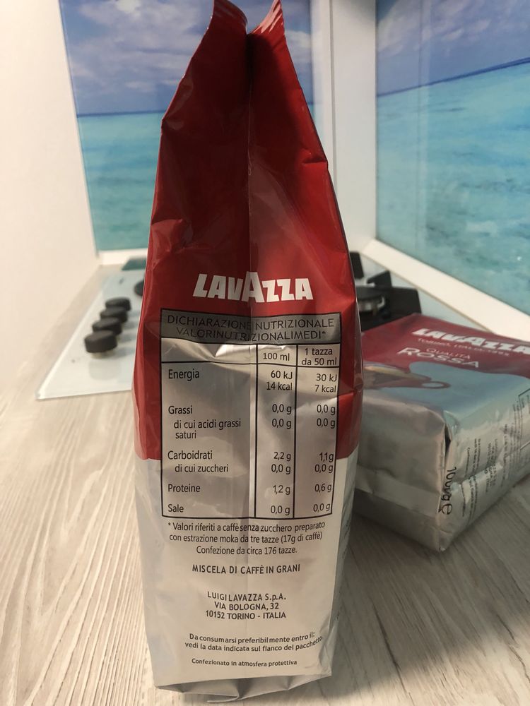 Cafea boabe Lavazza Qualita Rossa 1 kg (transport gratuit prin curier)