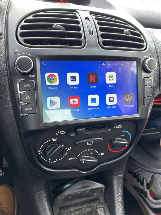 Navigație Android 15 Peugeot 206 Dedicată – QLED, CarPlay, DSP