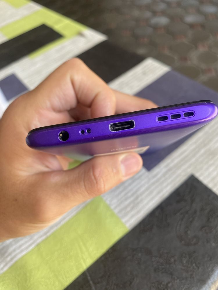 Redmi 9(в идеальном состоянии)