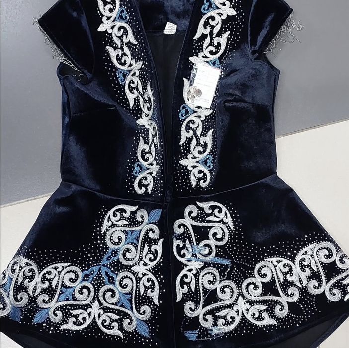 Жилетка в национальном стиле