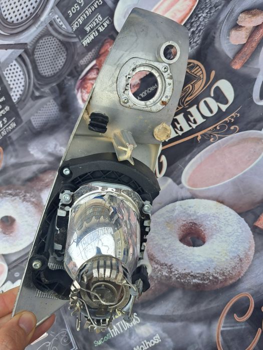 Vand lupă si far dreapta pentru renault megane 2