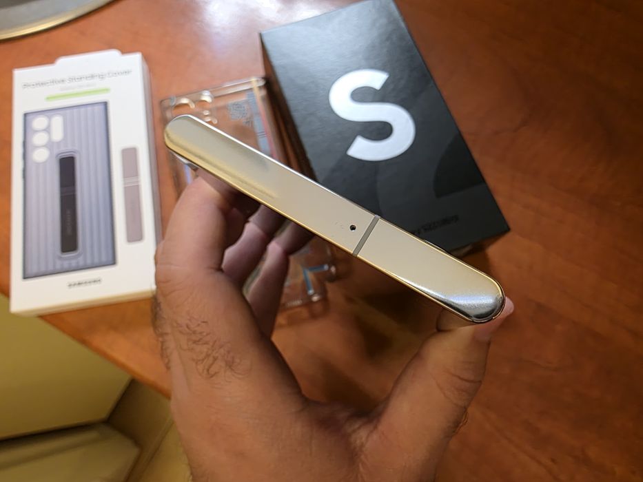 Samsung Galaxy S22 Ultra 512GB, 5G, Dual Sim, White, la pachet + bonus