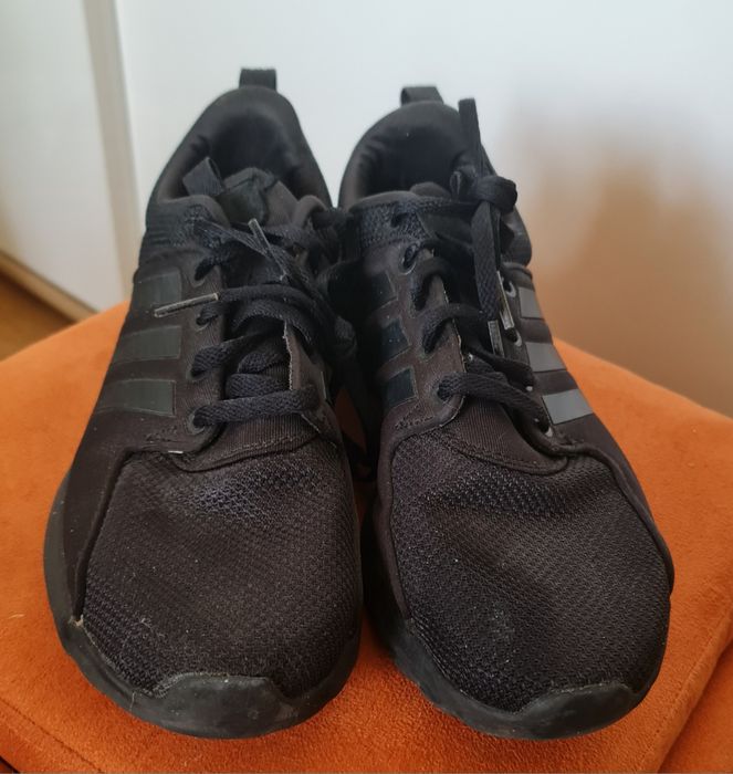 маратонки Adidas 40 и 2/3ти втора употреба