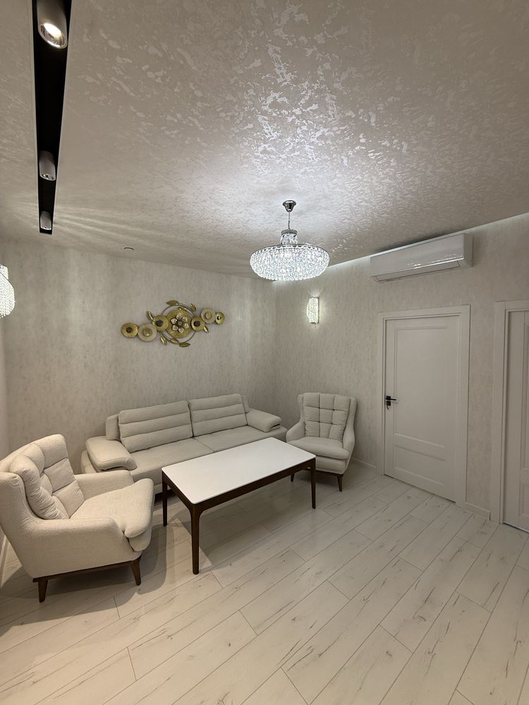 Срочно!! 3-комнатаня (Бриллиант сити) 80.000$