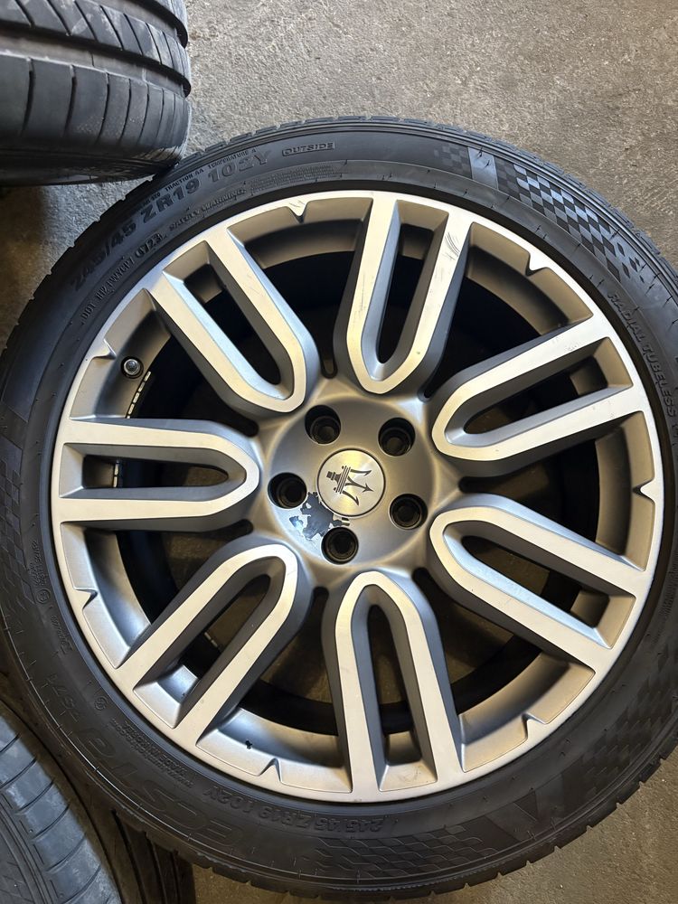 Джанти с гуми за Maserati Gibli 19