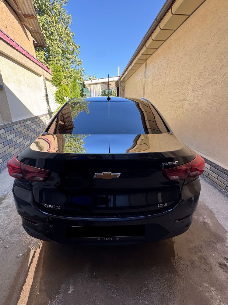 Chevrolet Onix 1.2 Turbo