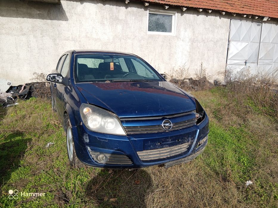 Продавам opel astra h 1.6 бензин на части