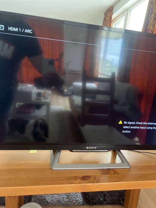 Продавам Sony KDL- 32R500C