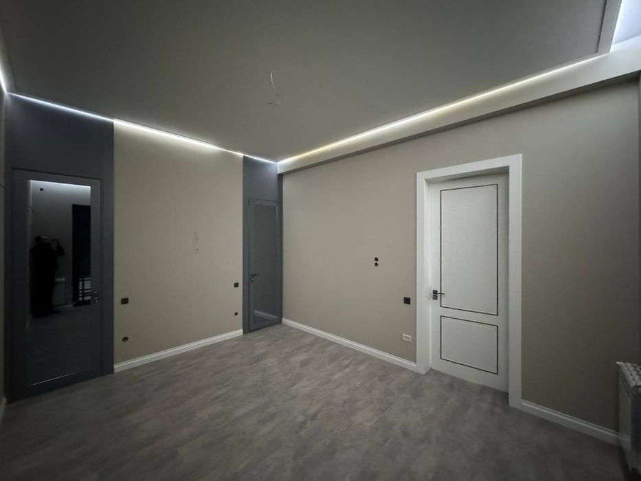 Ор-р: Ул.Зиелилар, Wist school Продается Новый Евро Дом 1,5.соток 220м