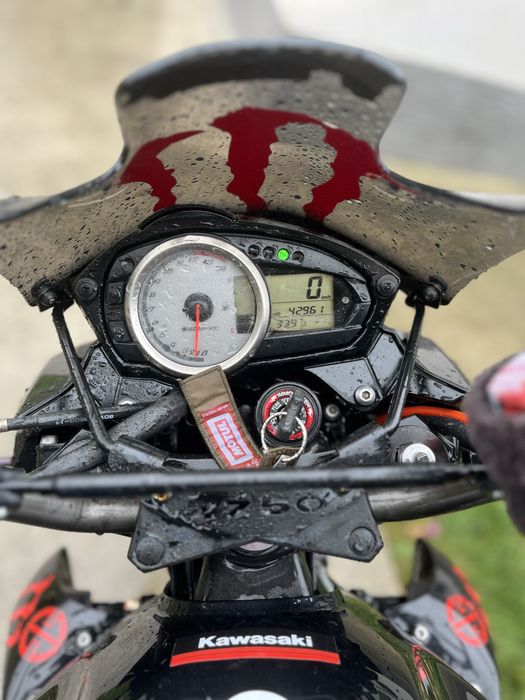 Kawasaki Z750 Black Edition