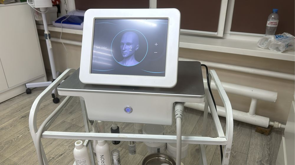 Микроигольчатый РФ Лифтинг аппарат