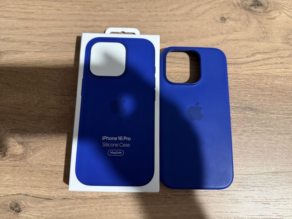 Husa originala Apple iPhone 16 Pro