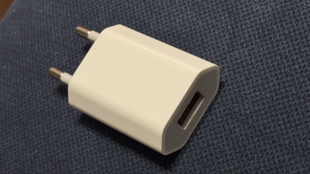 Vand incarcator Apple USB, 5V, original