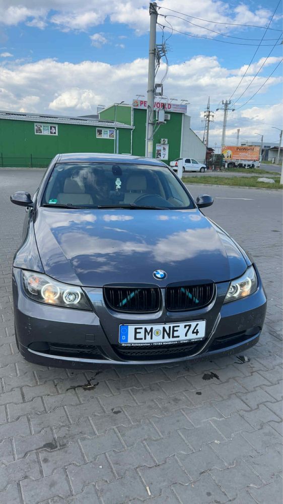 Se vinde bmw e 90 320 i